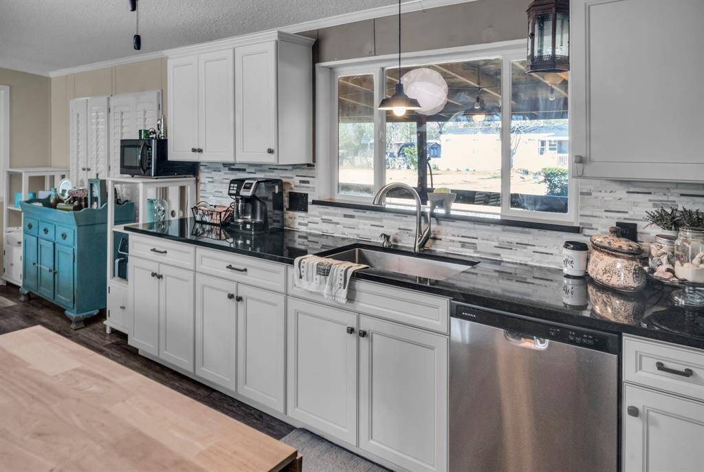 open and entertaining kitchen