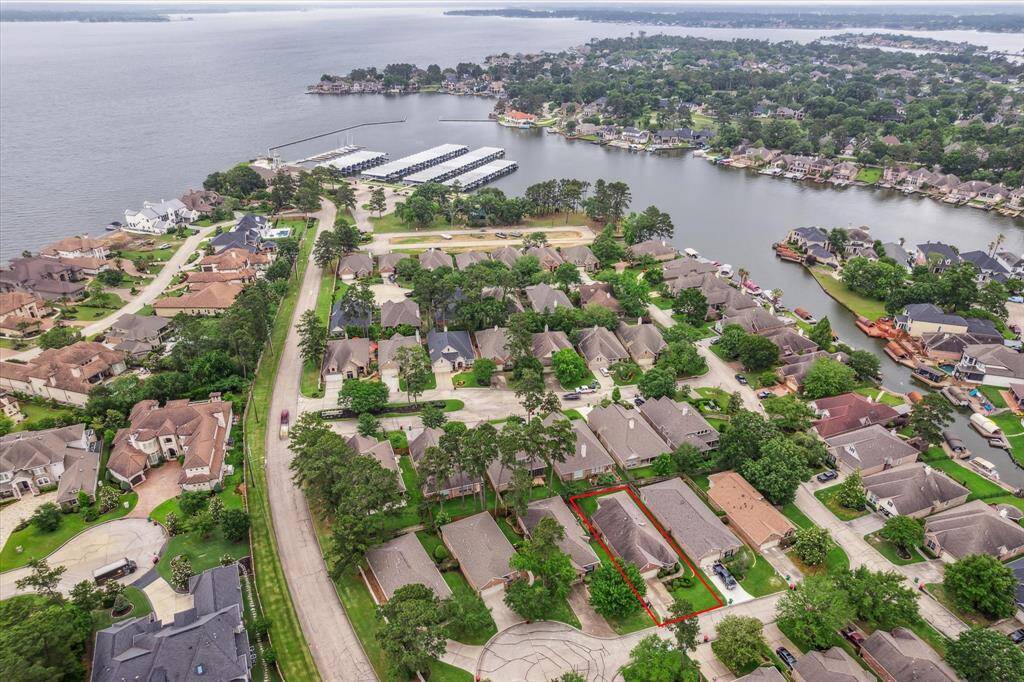 You’re sure to fall in love with the Bentwater community.