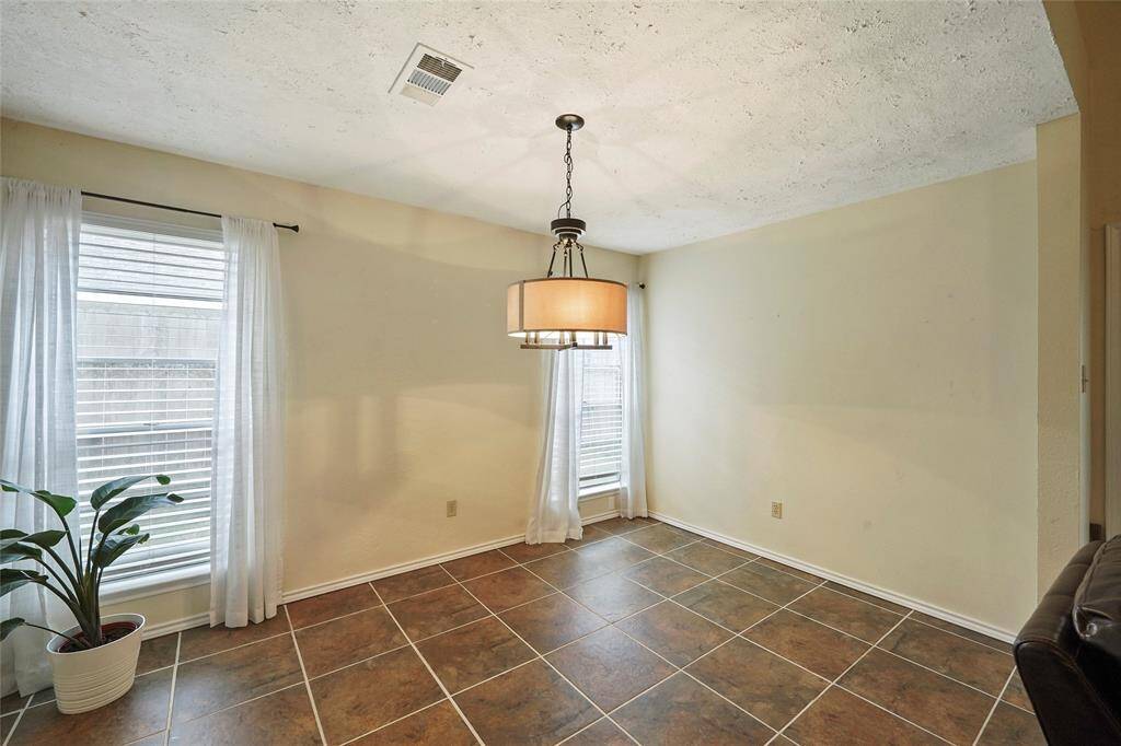 Large dining room perfect