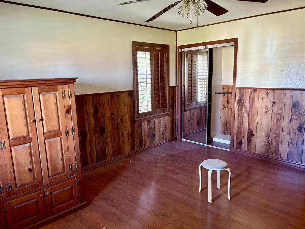 end bedroom