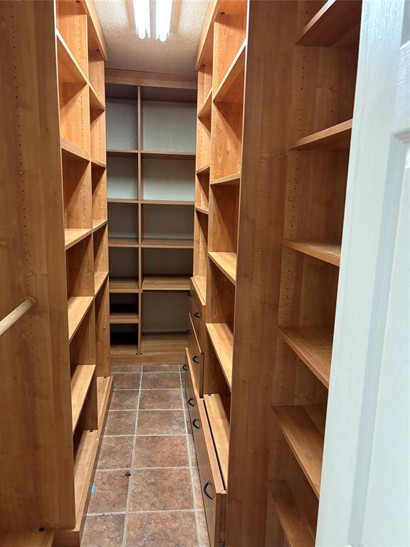 closet in game room