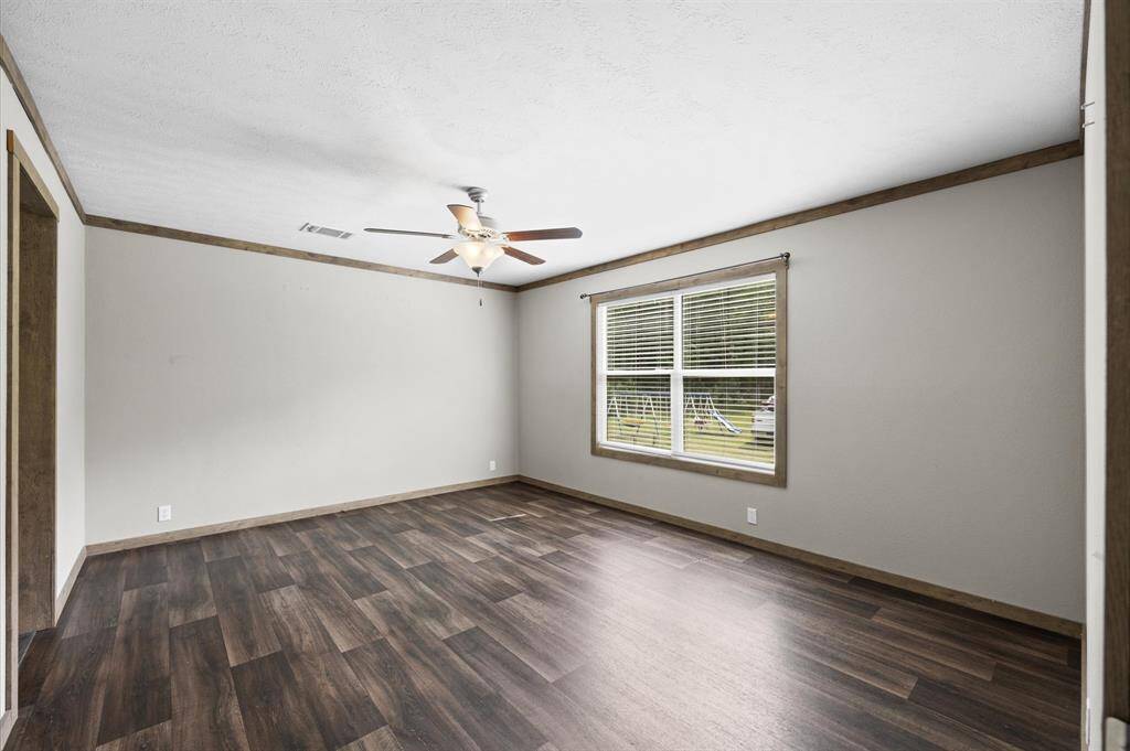 Comfortable primary bedroom retreat