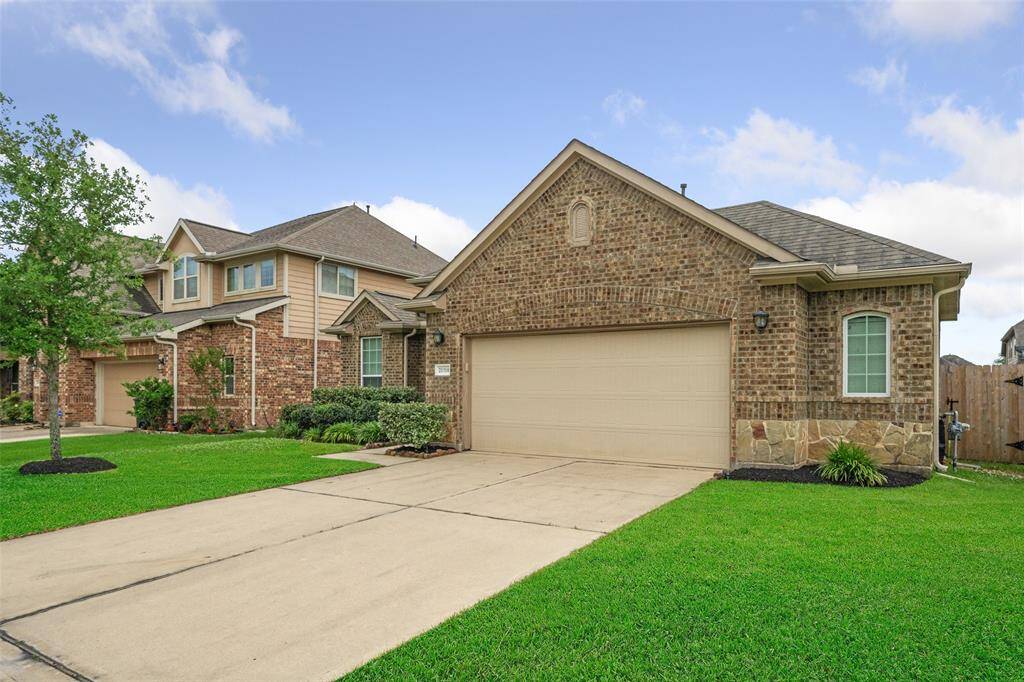 One last peek, at this ~2000 sq ft modern treasure, with a truly unique and efficient 3/4 Bedroom layout with a Monster Living area, a unique Double garage with 5 ft side expansion and built out Workshops & Storage; a whole house surge protector, stone siding ; stone/brick front, nearly new roof - all JUST READY FOR A NEW Owners - are you ready!  IT WONT LAST LONG - IN GREAT SHAPE - VERY LIGHTLY USED!!!!   ALL OFFERS PLEASE!  LOW COST LIVING AT ITS BEST!