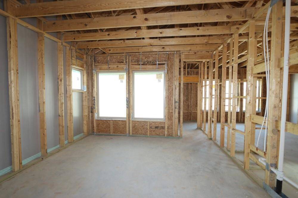 Welcome to The Burberry by David Weekley Homes. **HOME ESTIMATED TO BE COMPLETE AUGUST 2025**