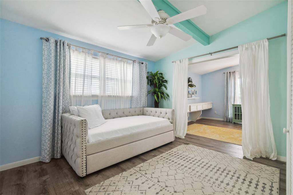 Property Image 43
