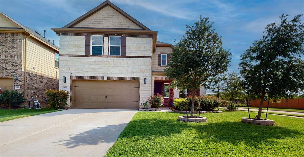 Beautifully maintained, inside and out, the home shows proud ownership and inviting curb appeal. Attention to landscaping creates a lovely, picturesque walk to the front covered entrance. Inside, there are 4 bedrooms and 2.5 bathrooms, comprising a 6,474-square-foot lot with 3,020 square feet of interior space.