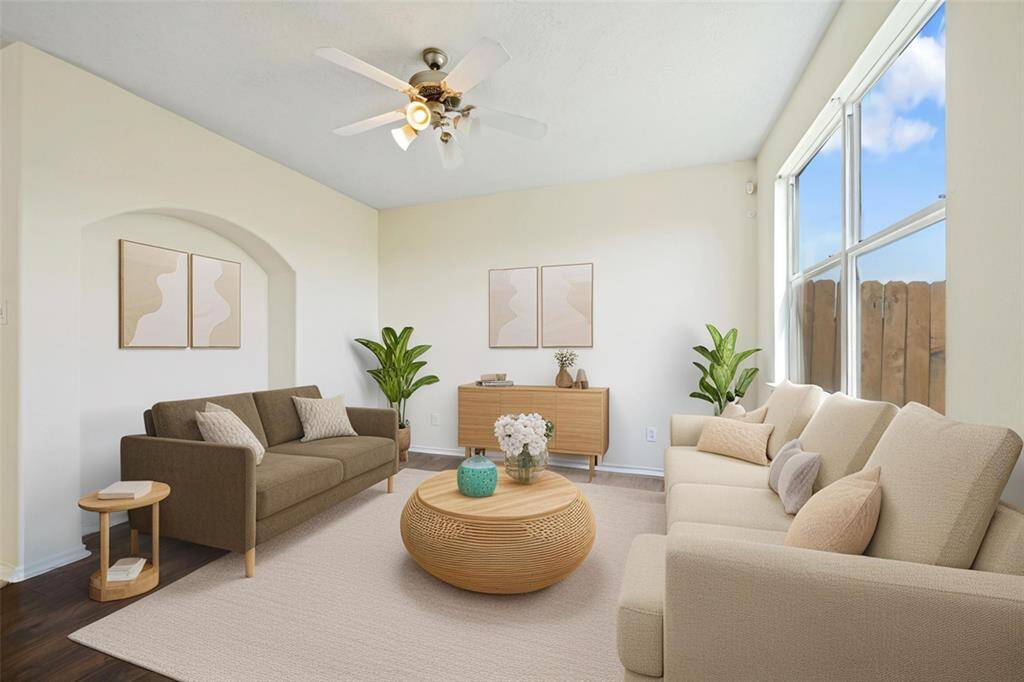 Living room. [virtually staged]