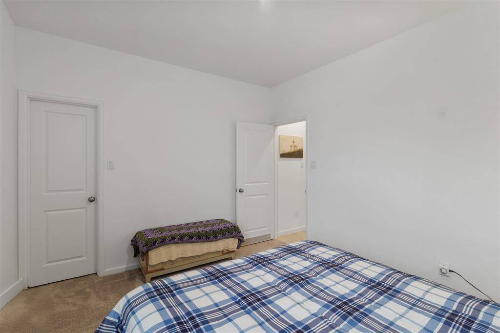 Both bedrooms have great closet space