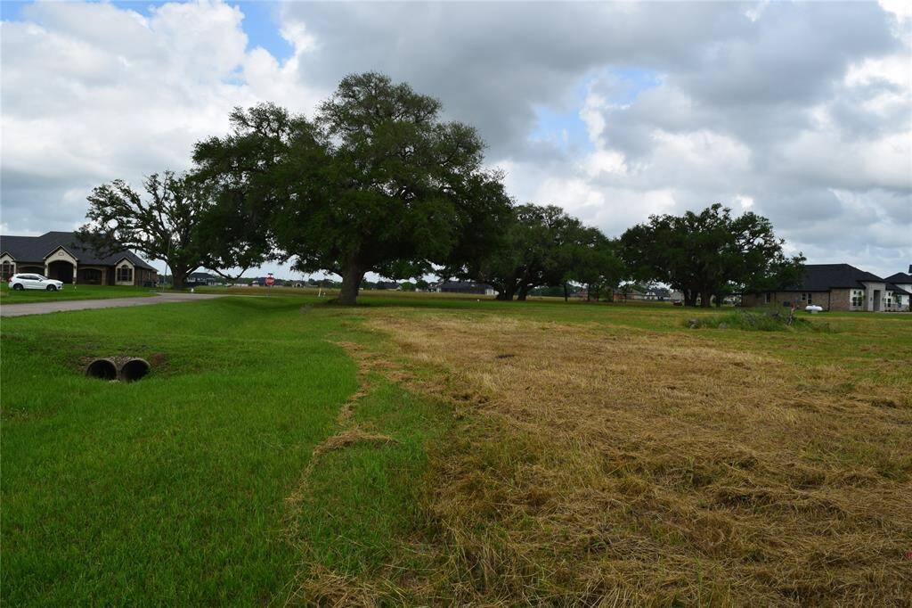 Property facing Kace Ct.