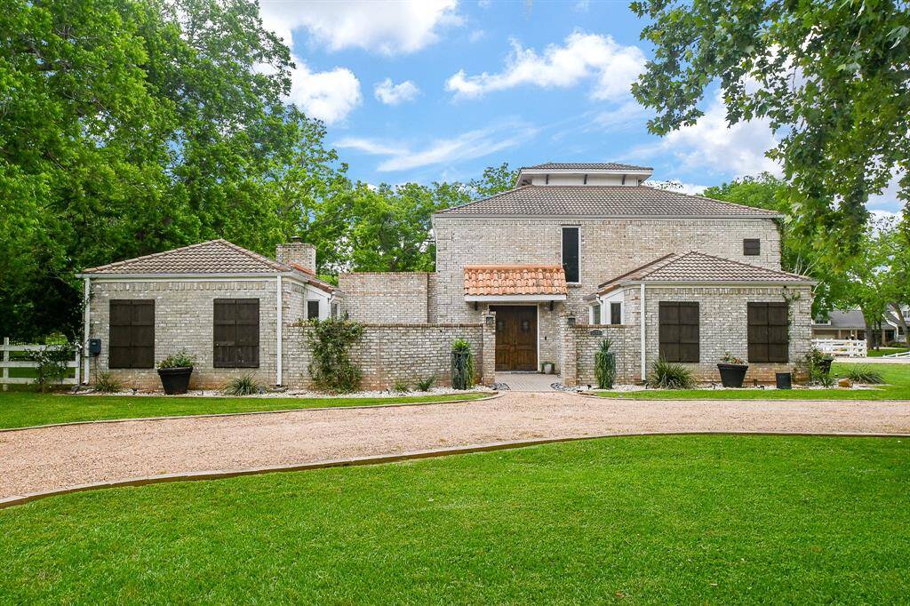 Circle drive welcomes you to this beautiful home