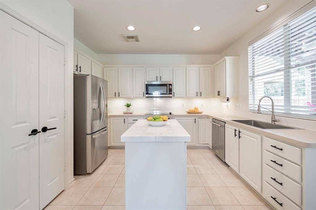 Recent Stainless Steel KitchenAid appliances.