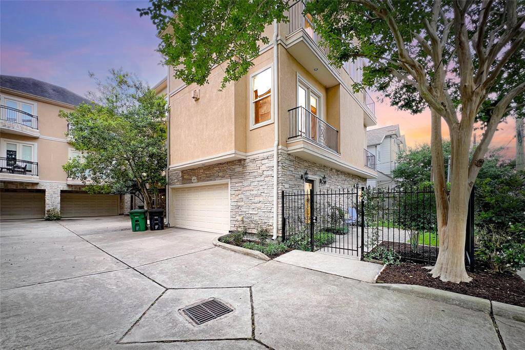 6001 Truro St delivers modern elegance with the comfort and ease you desire!