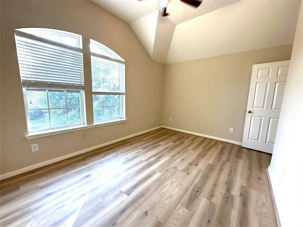3rd bedroom upstairs
