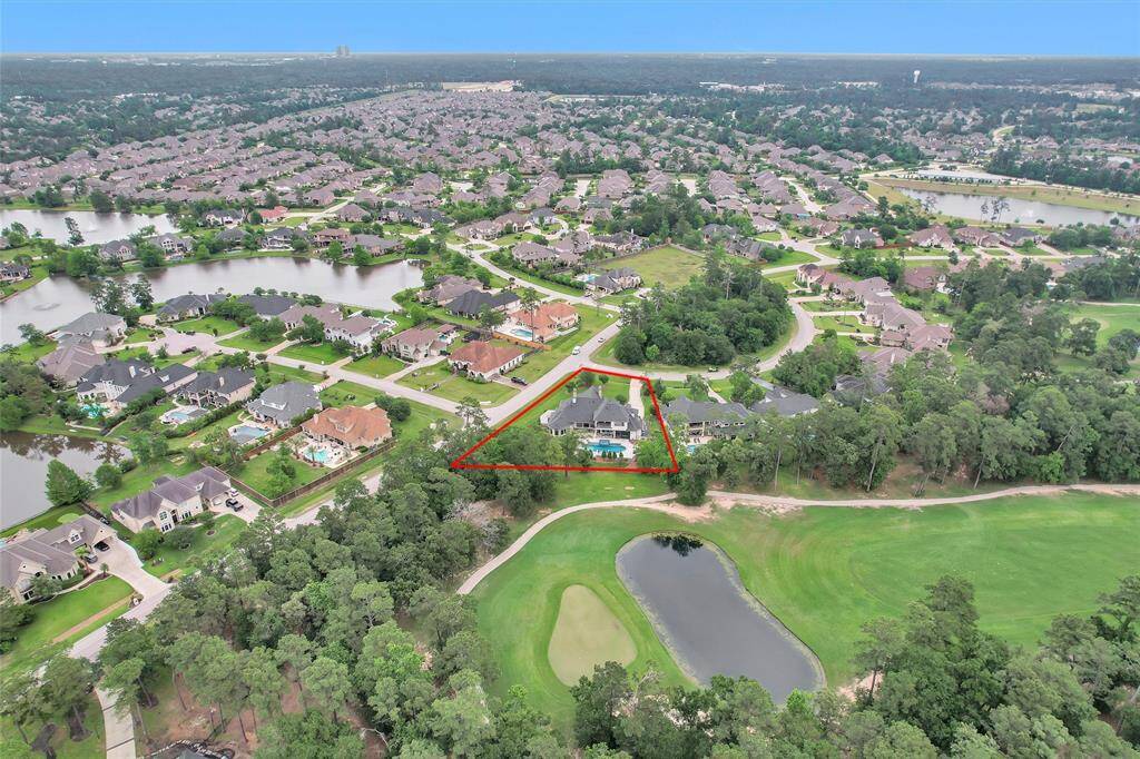 Surrounded by natural beauty and thoughtfully positioned at the curve of the fairway, this home delivers a peaceful golf course lifestyle with room to roam.