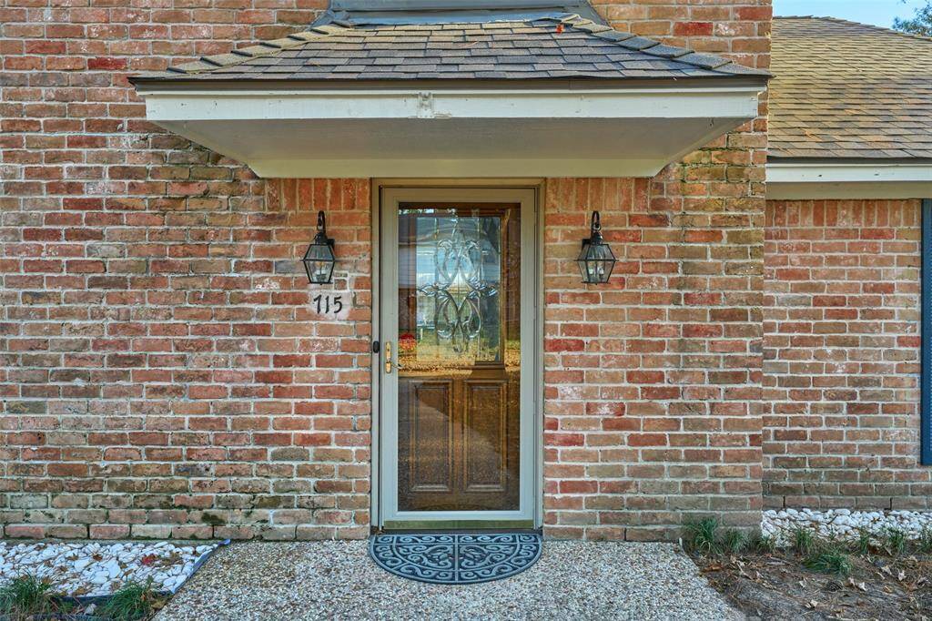Welcoming entry