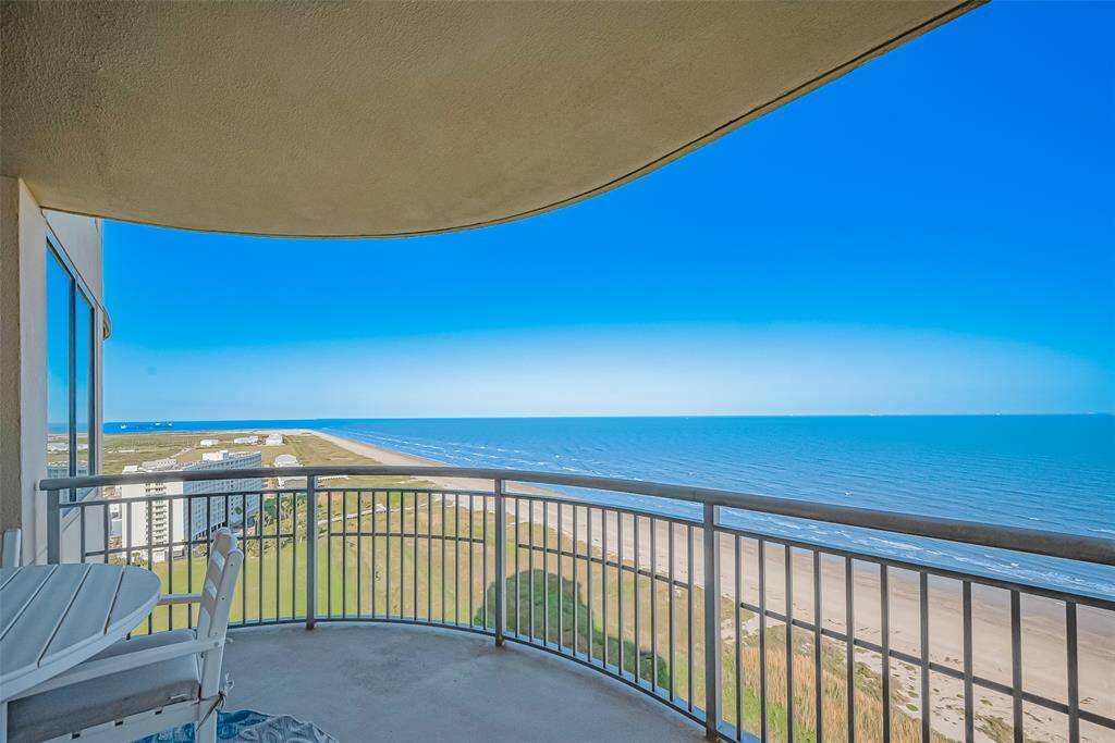 LARGE PRIVATE BALCONY WITH GORGEOUS VIEWS OF THE OCEAN AND END OF ISLAND DAY AND NIGHT.