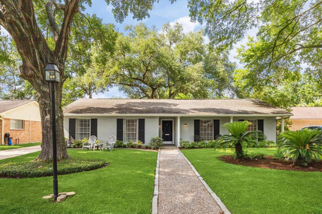 Welcome to 10006 Wickersham Lane!