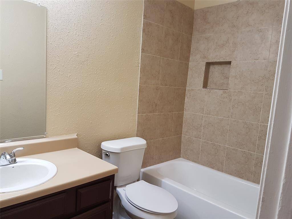 Primary/Master Bathroom