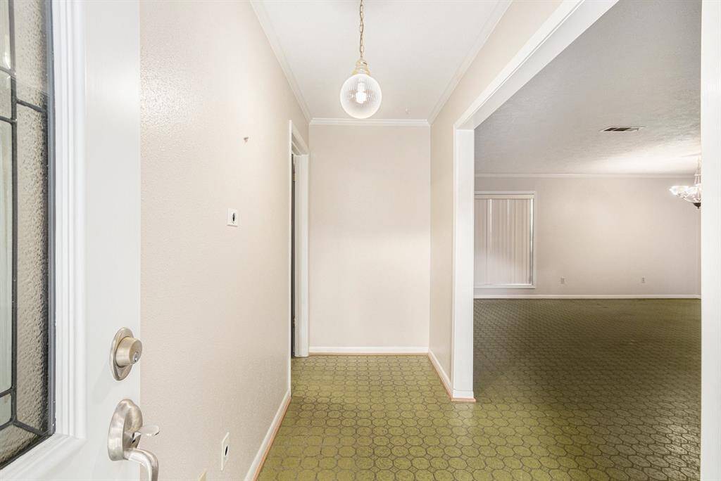 Entryway into home