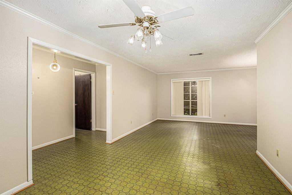 Large family room/Dining room combo