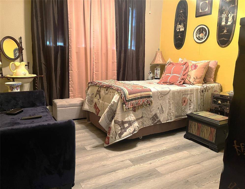 Upstairs bedroom #3