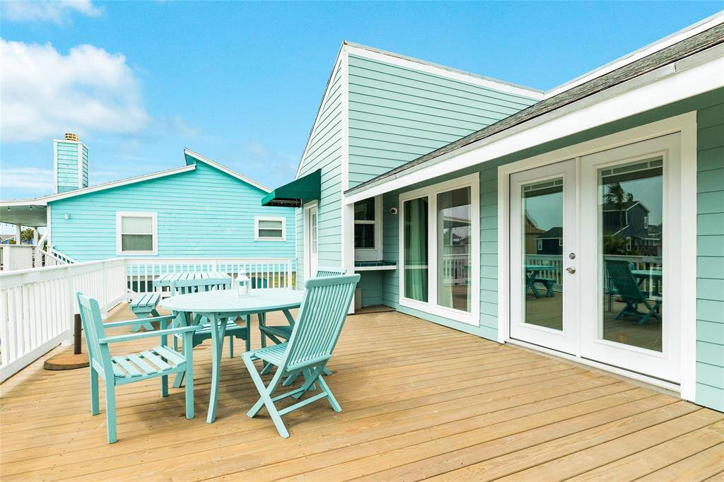 Great deck for enjoying morning coffee or evening sunsets.