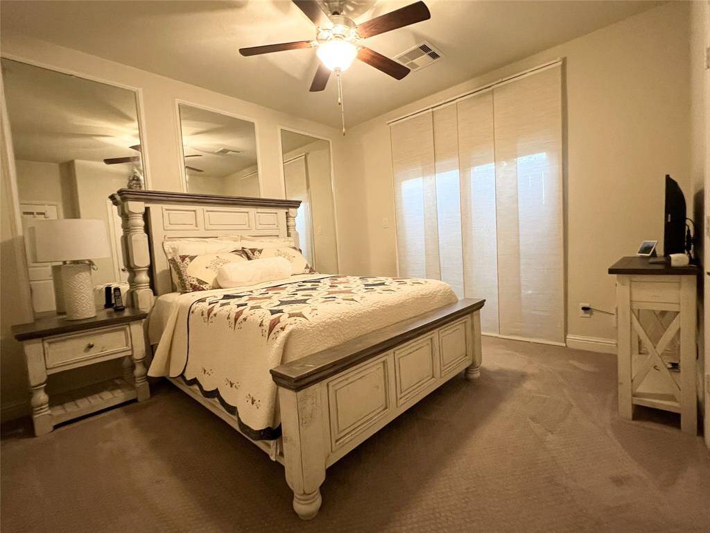 Secondary bedroom
