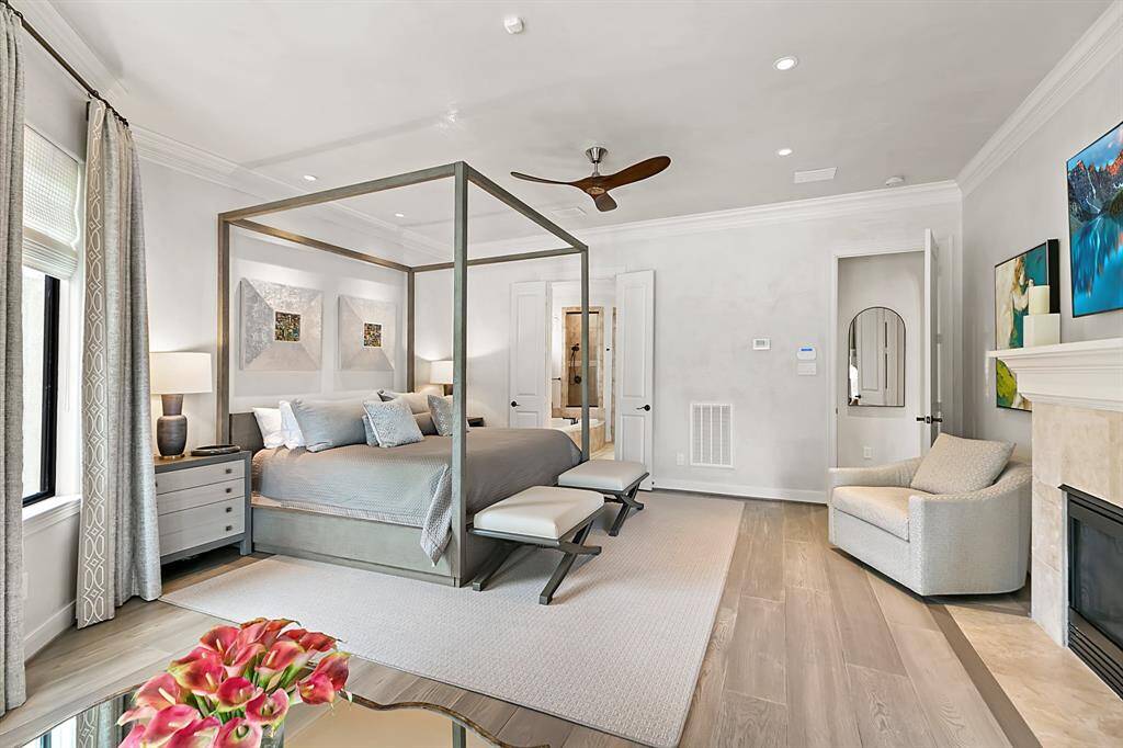 Such a peaceful retreat with the neutral finishes!