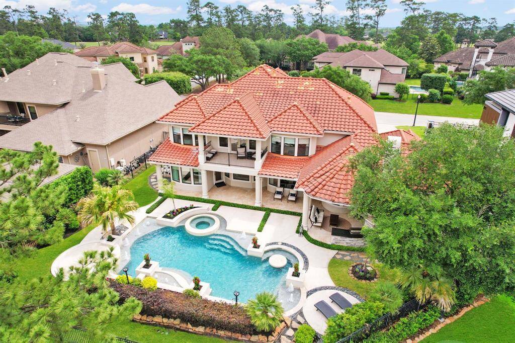 What a fabulous view of the luxury property!
