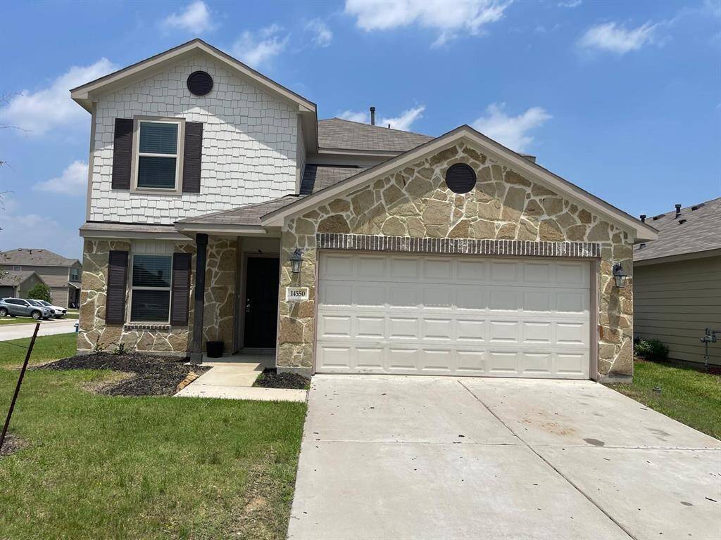 Beautiful Curb Appeal!
