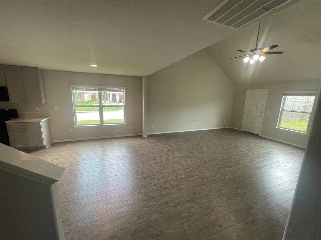 Beautiful Family Room!