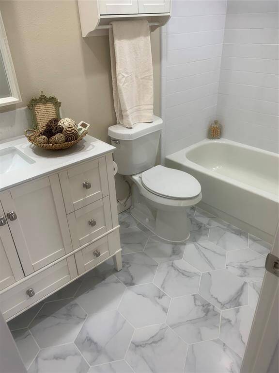 New tiled floors and fixtures