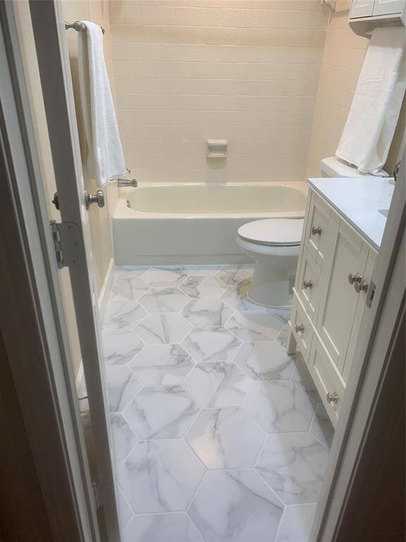 New tiled floors and fixtures