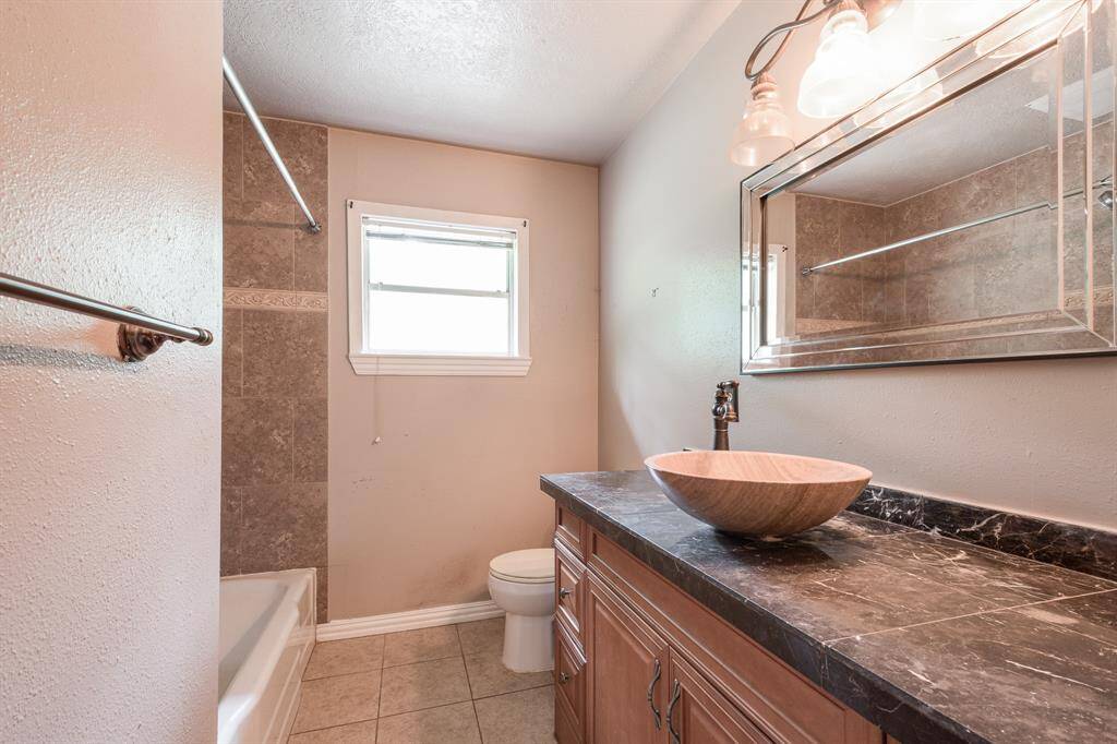 Downstairs bath