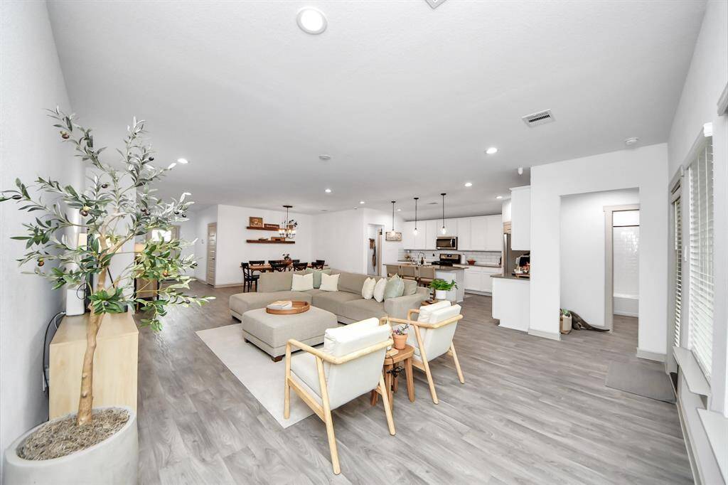 Large Family Room