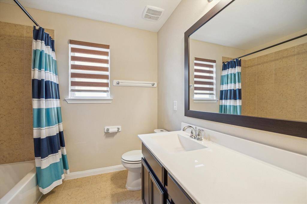 Full secondary bathroom located on the second floor.