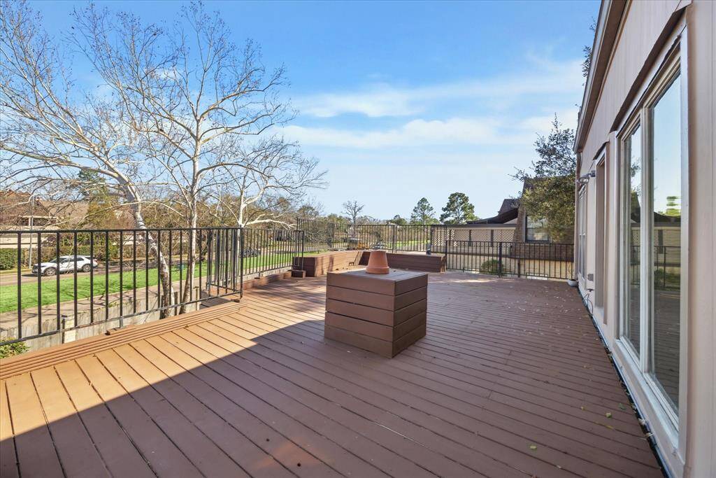 Expansive second floor balcony.