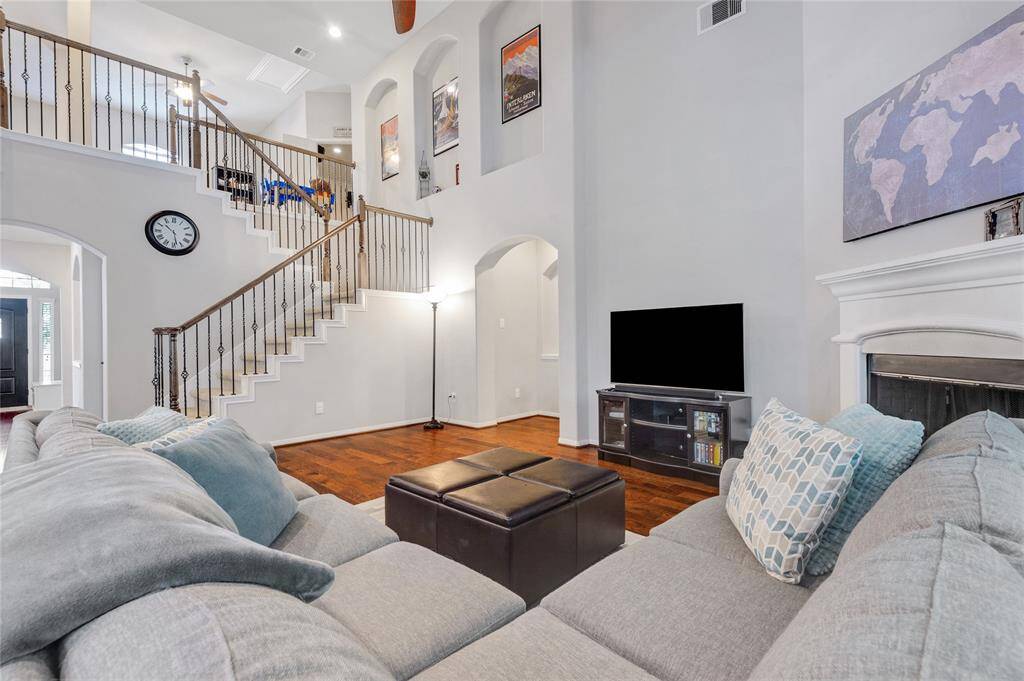 Welcome home to 21014 Mystic Stone in quiet Albury Trails Estates.