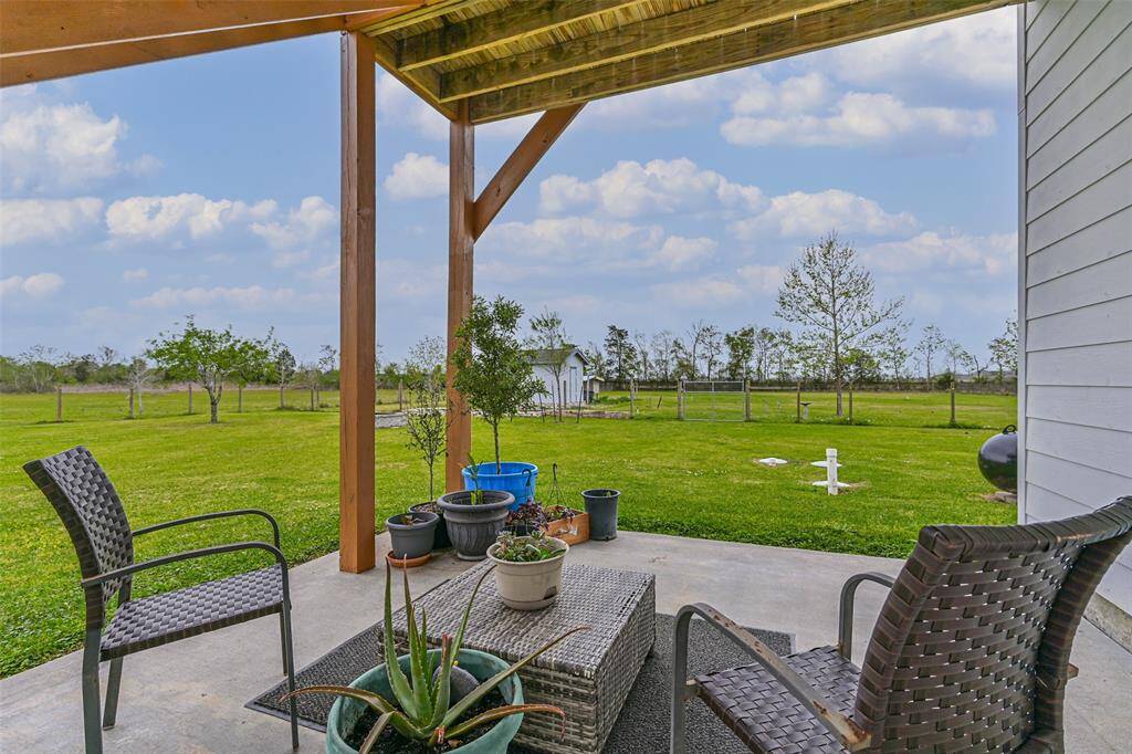 Covered patio on the garage