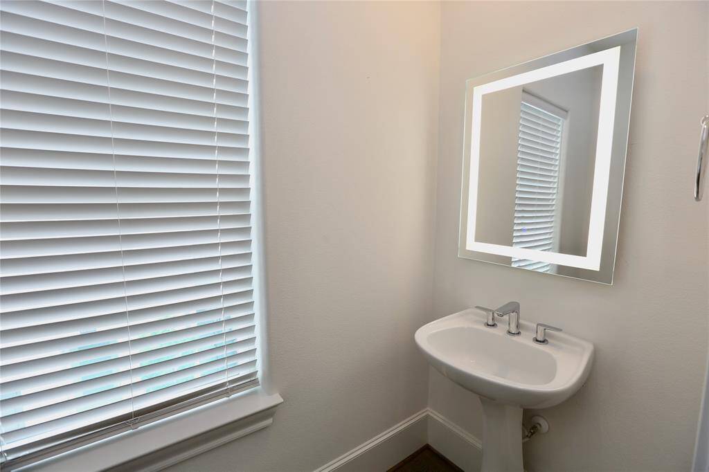 Half bath on the 2nd floor