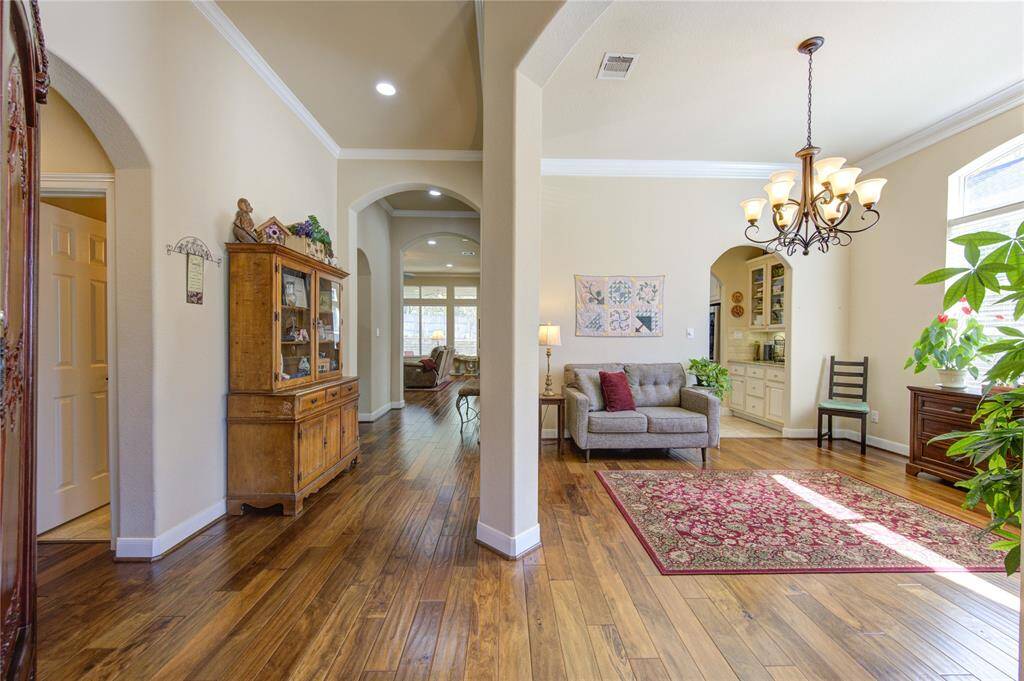 Hardwood Floors!