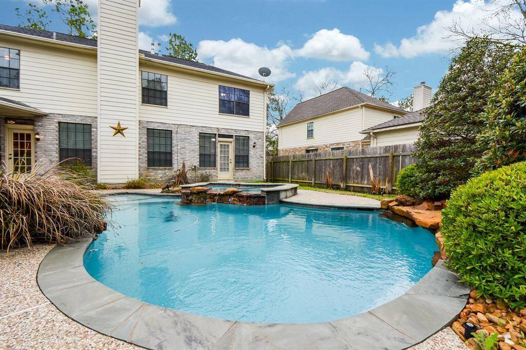The pool is the perfect spot to entertaining guests and cooling off during hot Summer days.