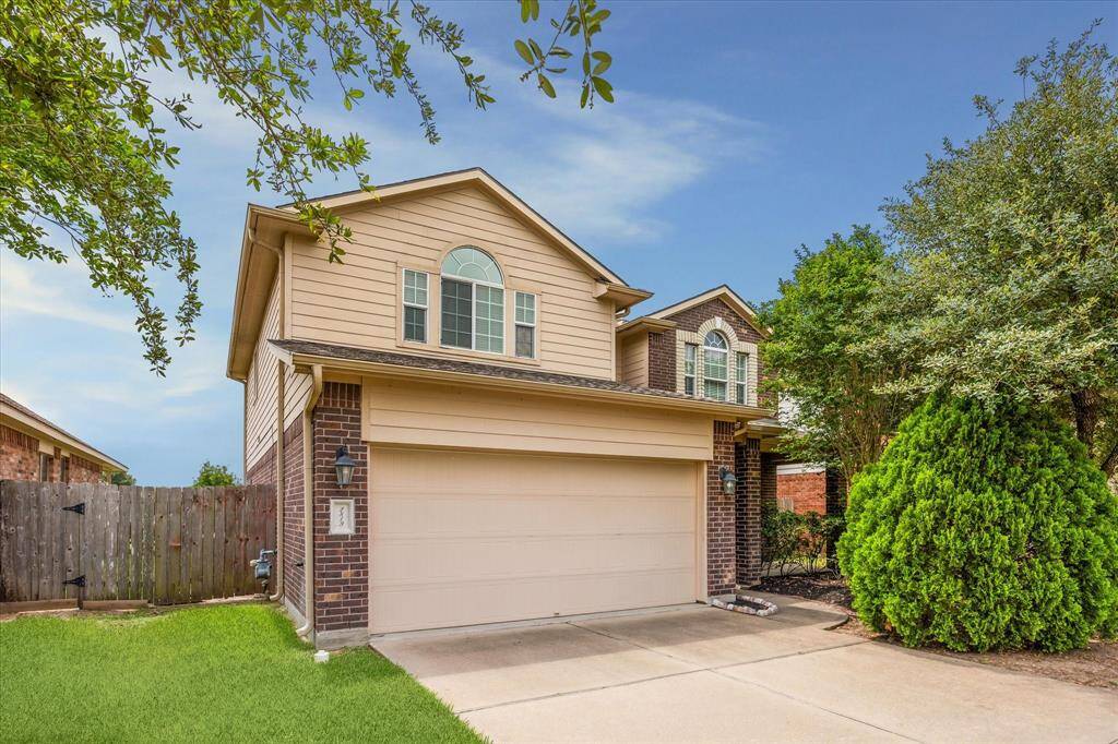 WELCOME TO THE BEAUTIFUL HOME AT 2819 EMPIRE OAKS
