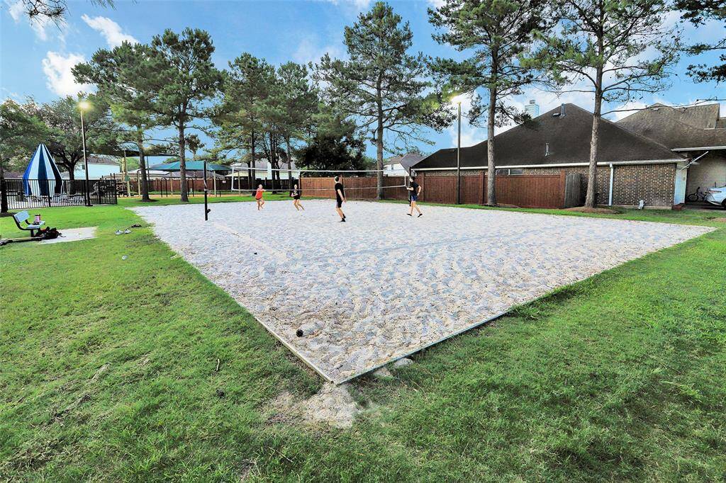 Parkway Oaks Sand Volleyball
