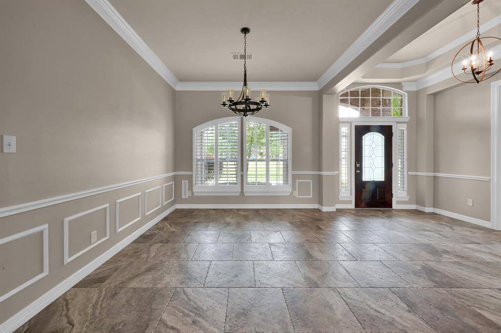 Formal Dining