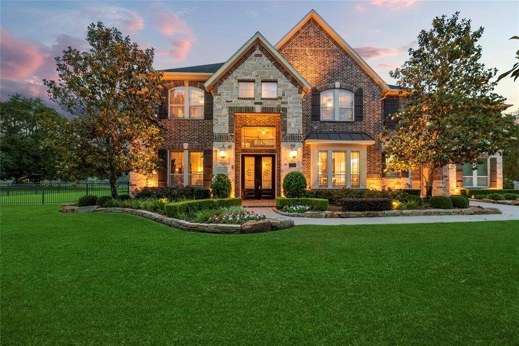 Thank you for viewing our listing. Call today and schedule your private showing.