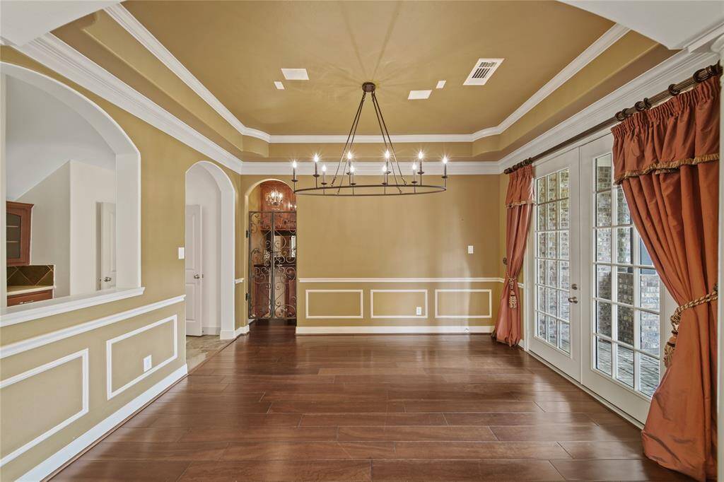 Formal dining room