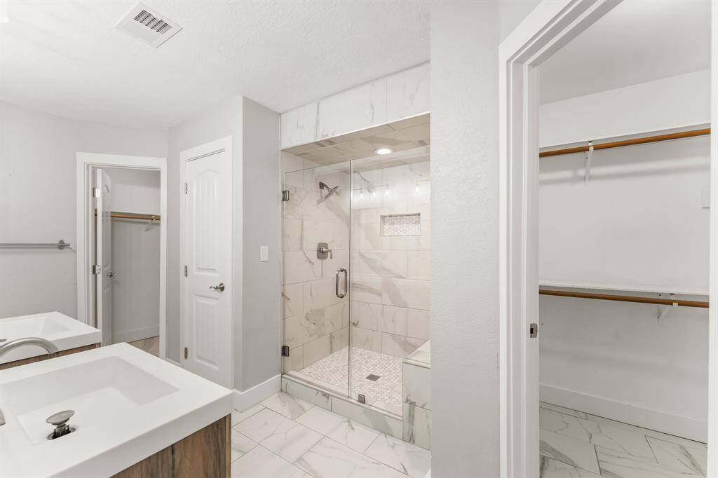 Step into your spa like primary bathroom!