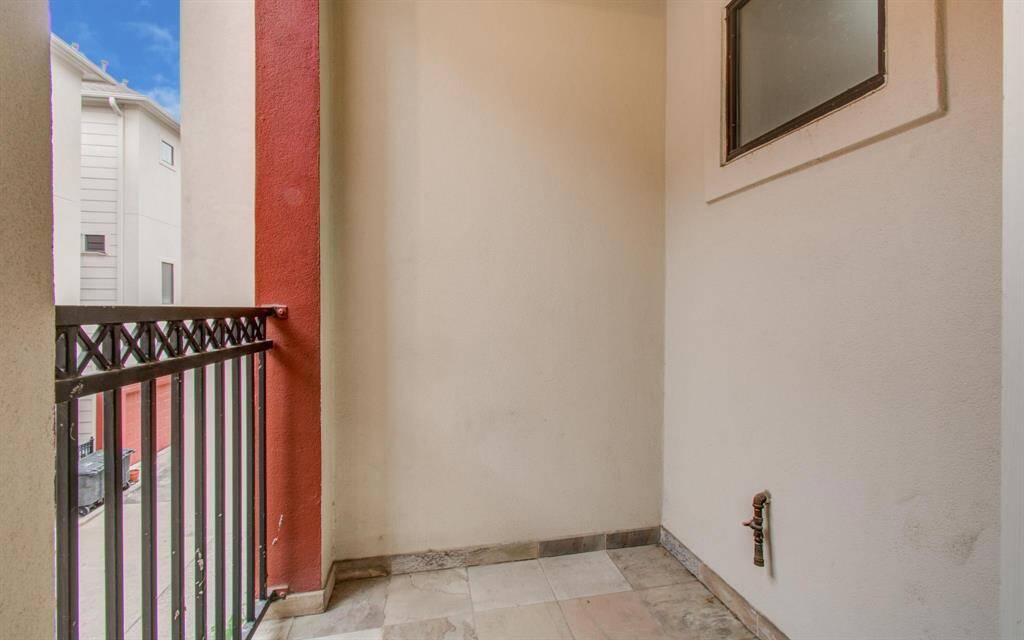 Private Balcony with natural gas stub.