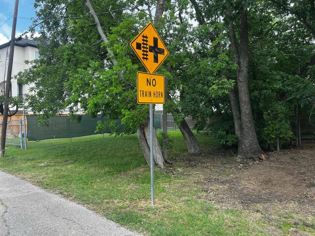 No train horns allowed